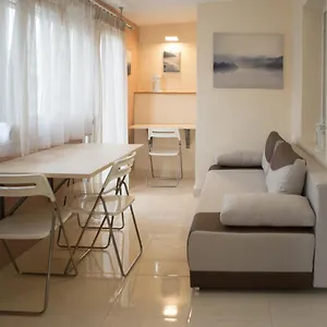 Kosmos Service Modern Spirit Center With Additional Cost Parking Апартаменты Салоники
